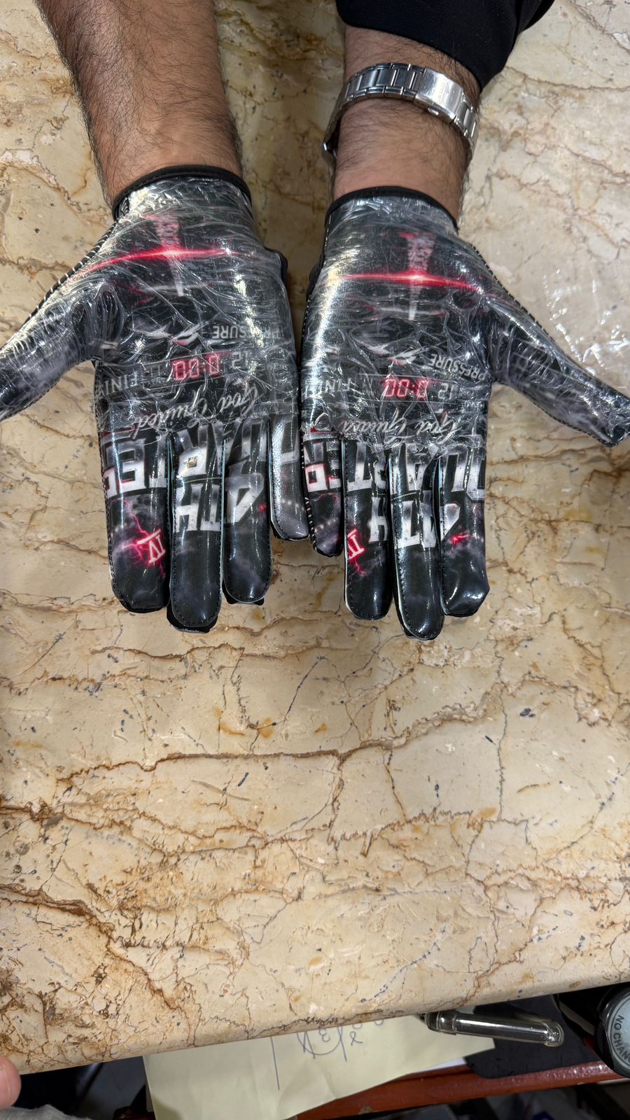 Showtime Affect "4th Quarter" Gloves COMING SOON